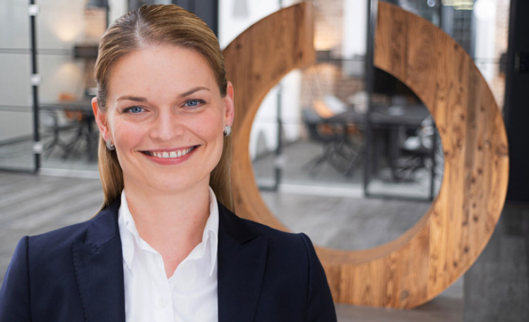 Porträt Julia Pschribülla
