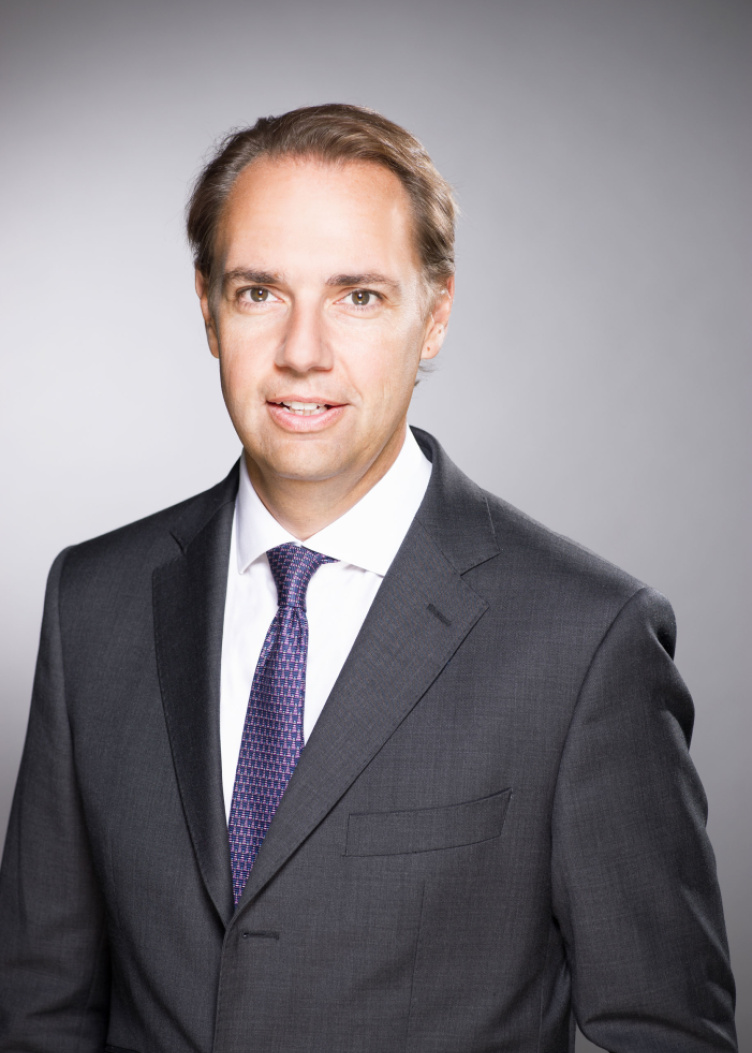 Dr. Florian Funck